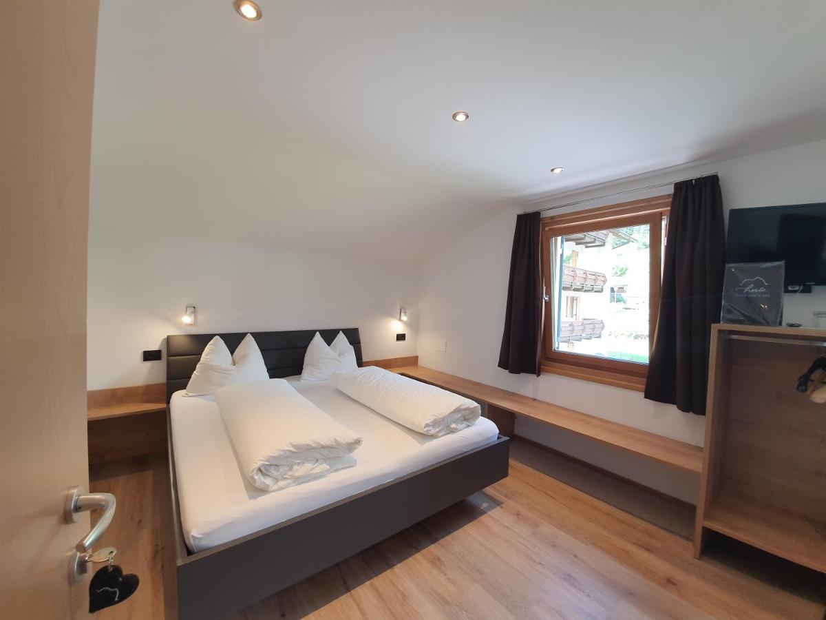 Haus Herta B&B 노바레반떼 외부 사진